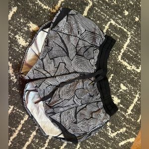 Lululemon shorts size 4. 4” hotty hot. Older shorts but still in good condition